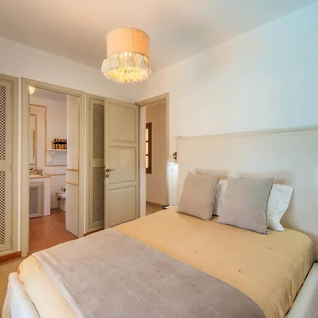 Villa In With Private Jacuzzi Alcúdia