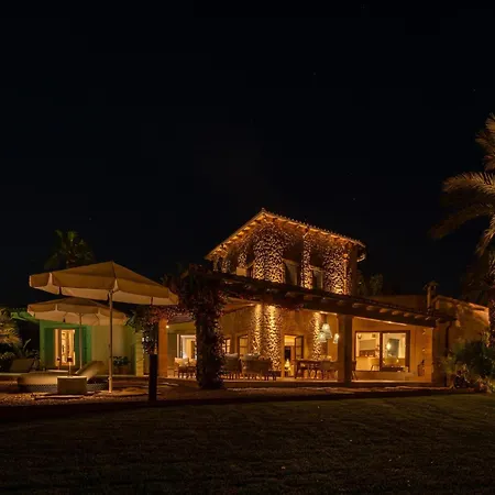 Villa In With Private Jacuzzi