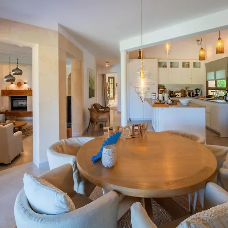 In With Private Jacuzzi Villa Alcudia (Mallorca)