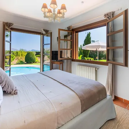 In With Private Jacuzzi Villa Alcudia (Mallorca)