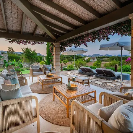 Villa In With Private Jacuzzi